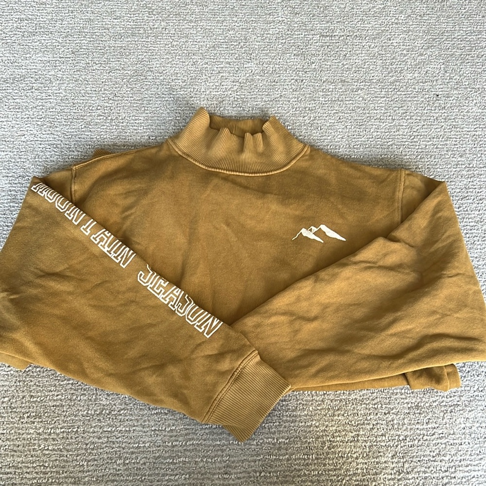 Mountain Sweatshirt